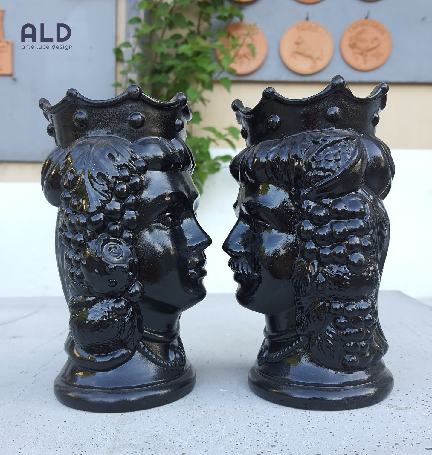 Teste di moro in terracotta decorata coppia soprammobili neri altezza 18cm