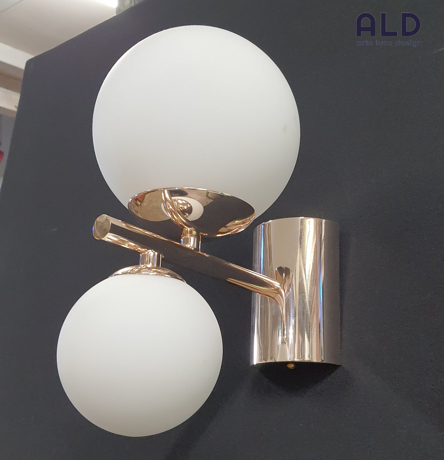 Applique moderno vetro bianco e metallo oro lampada da parete 2 luci attacco G9