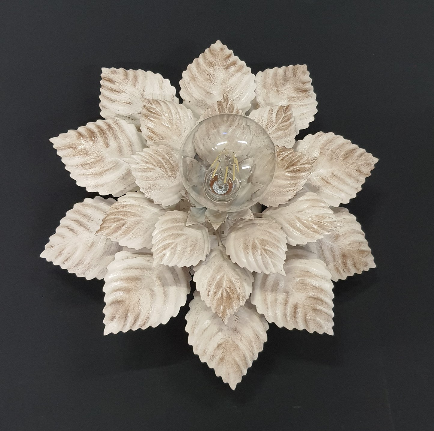 Plafoniera classica in metallo avorio invecchiato lampada da tetto o parete E27