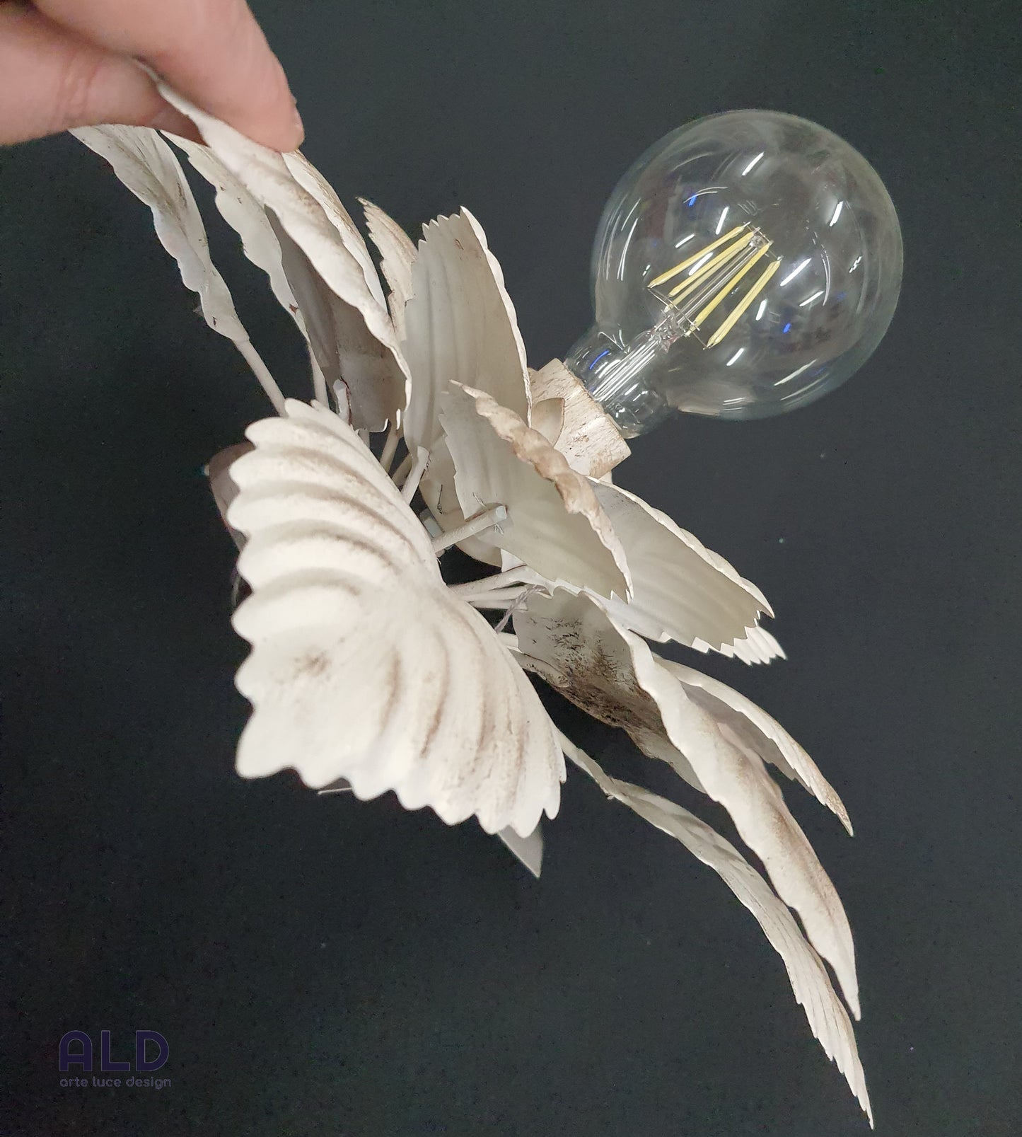 Plafoniera classica in metallo avorio invecchiato lampada da tetto o parete E27