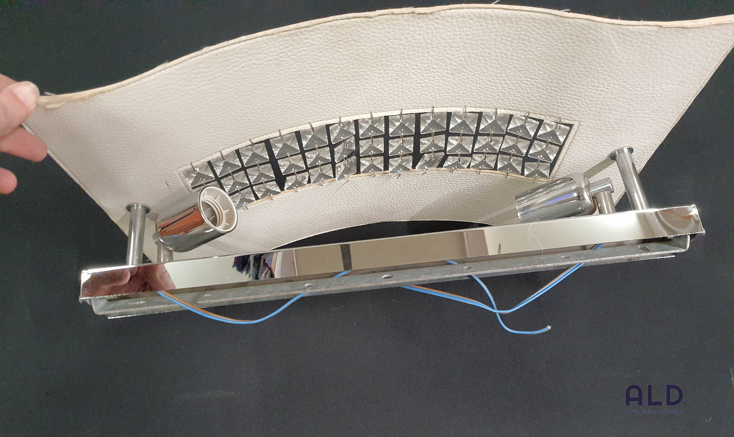 Plafoniera  in ecopelle bianca e strass 2 luci E27 lampada da parete moderna