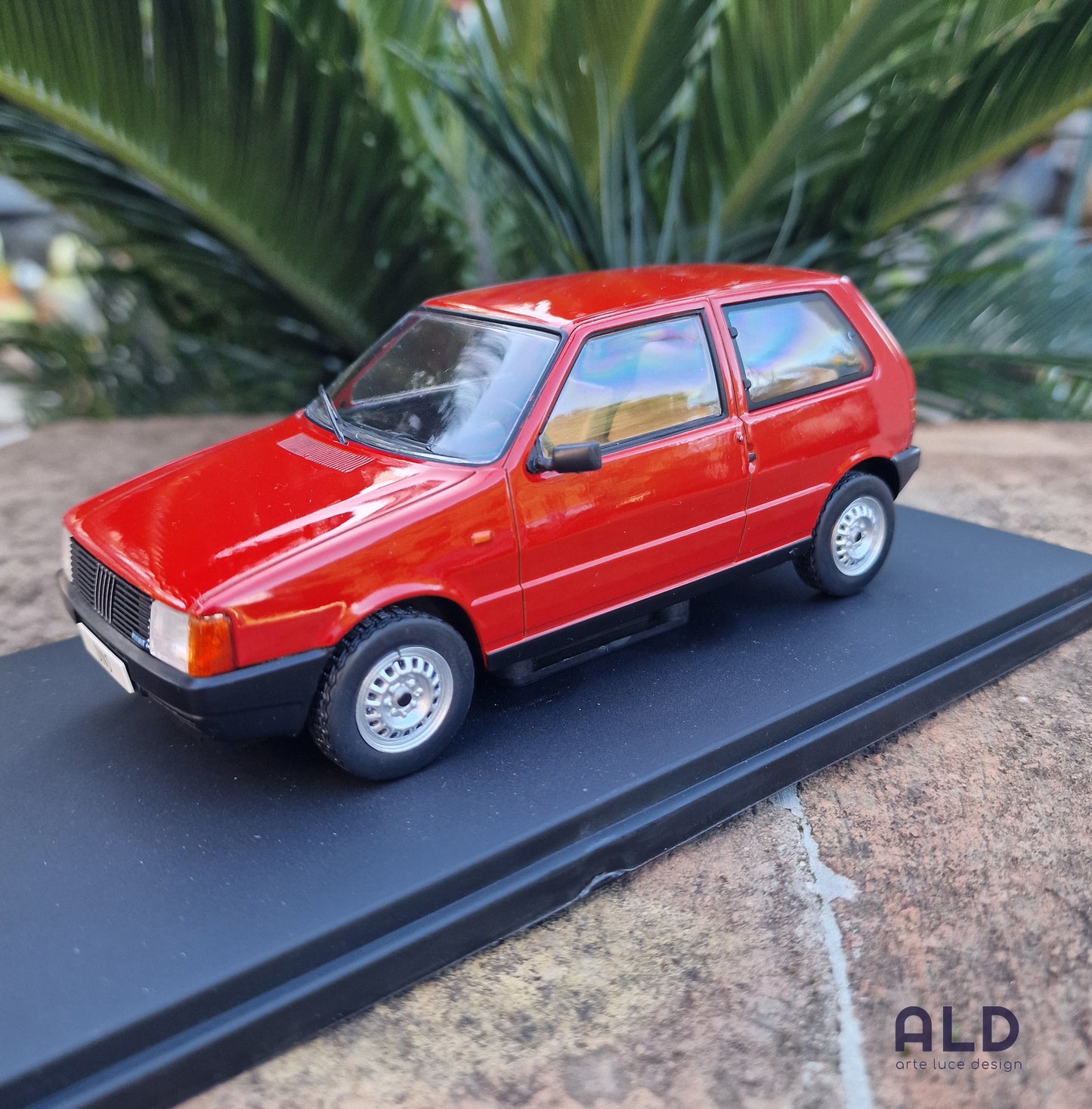 modellino auto scala 1/24 fiat uno 3 porte modellini da collezione die cast