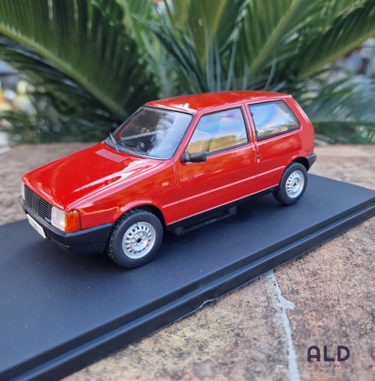 modellino auto scala 1/24 fiat uno 3 porte modellini da collezione die cast