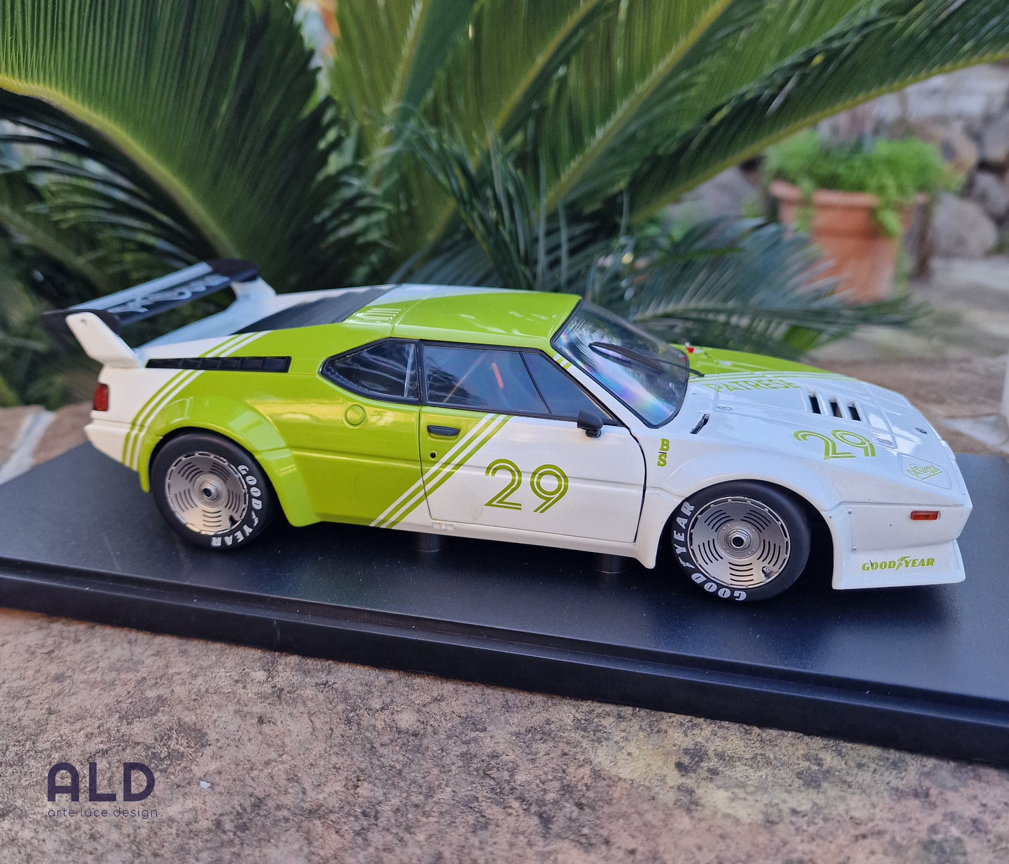 modellino auto scala 1/18 bmw M1 procar modellini diecast da collezione werk83