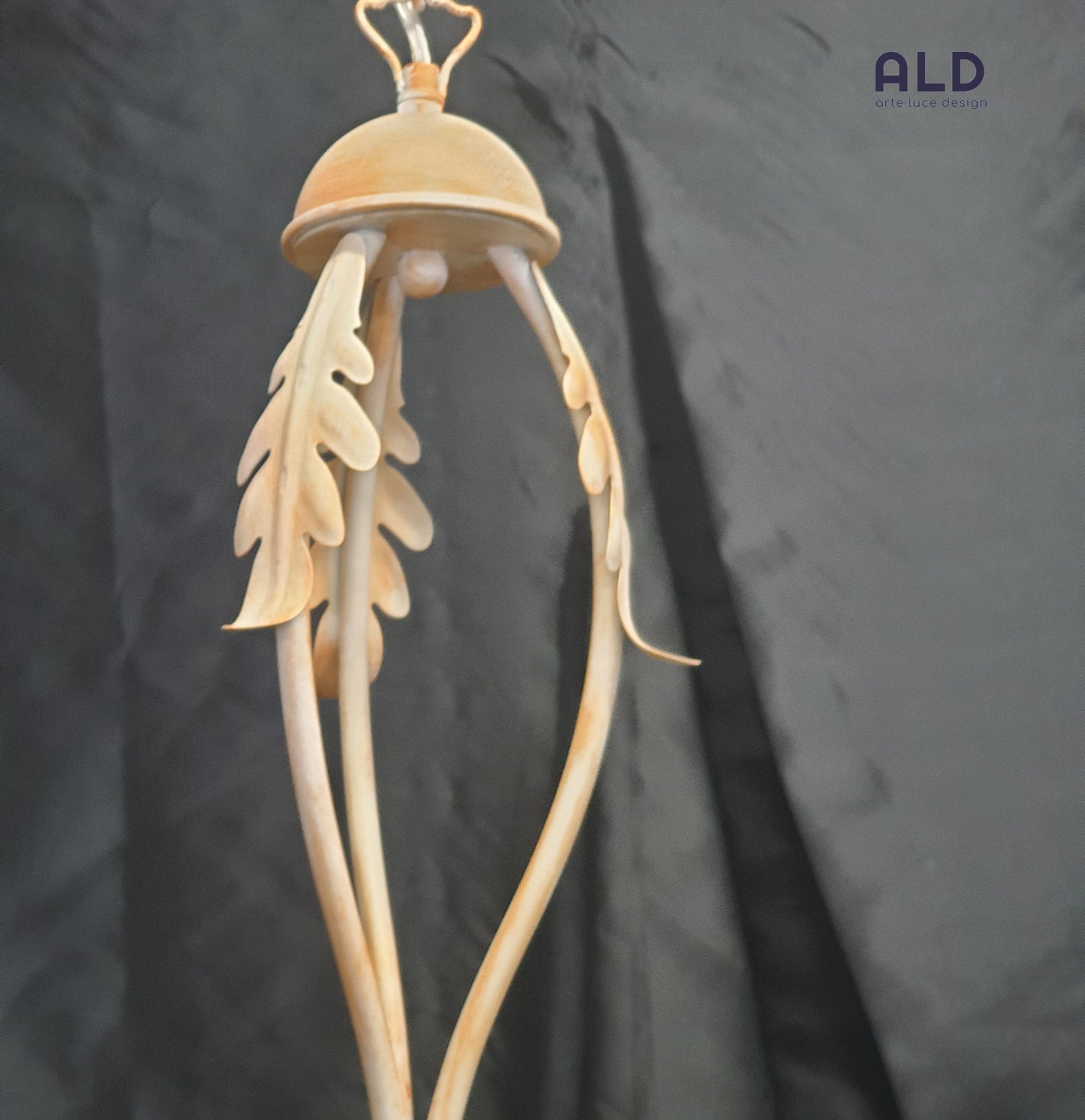 Lampadario classico in ferro battuto avorio e oro ingresso bagno 3 luci e14