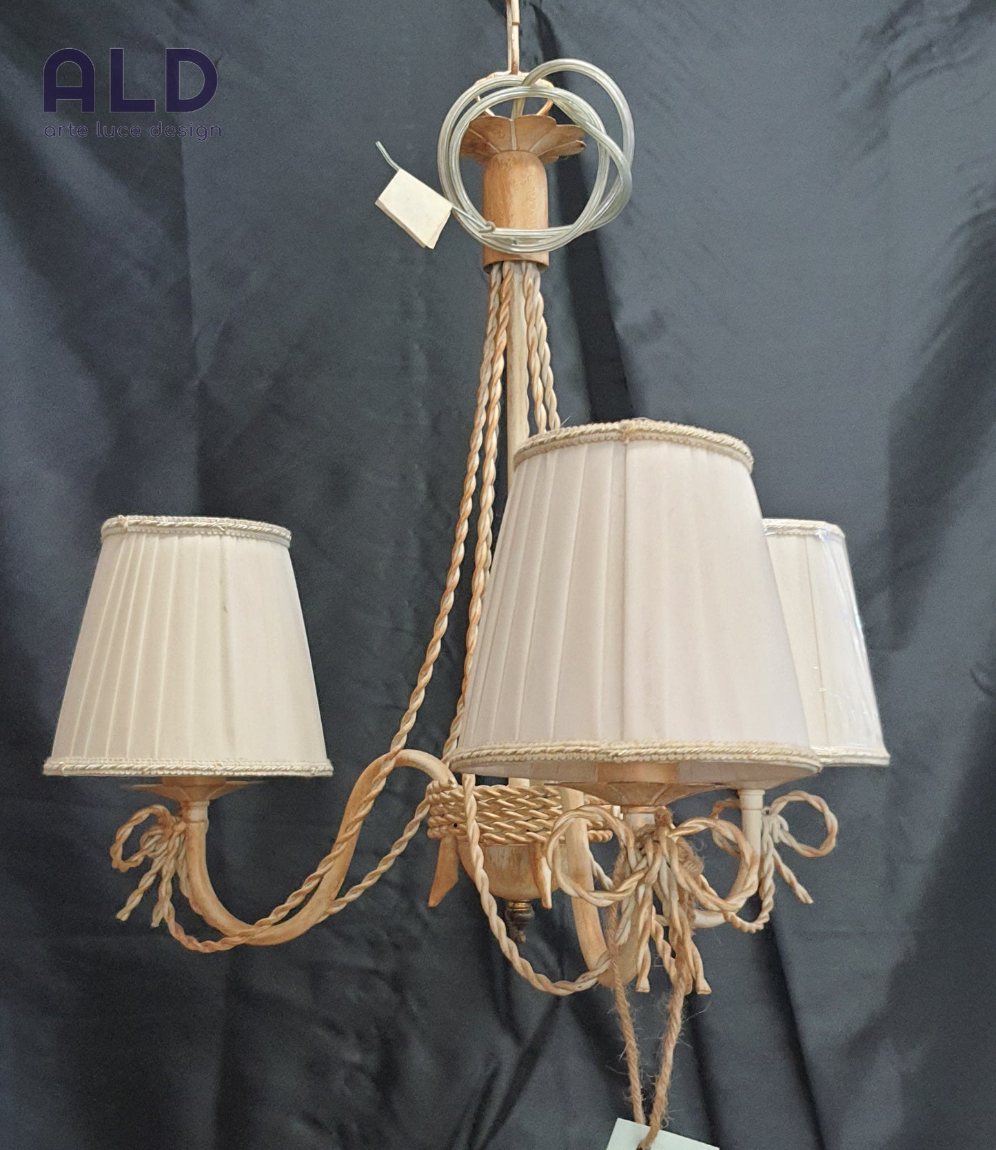 Lampadario classico in ferro battuto per cameretta ingresso corridoio 3 luci e14