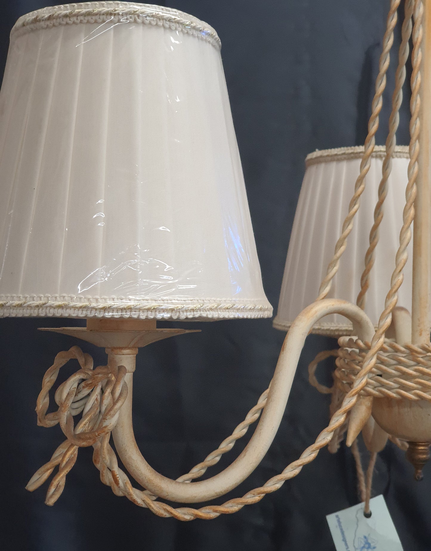 Lampadario classico in ferro battuto per cameretta ingresso corridoio 3 luci e14