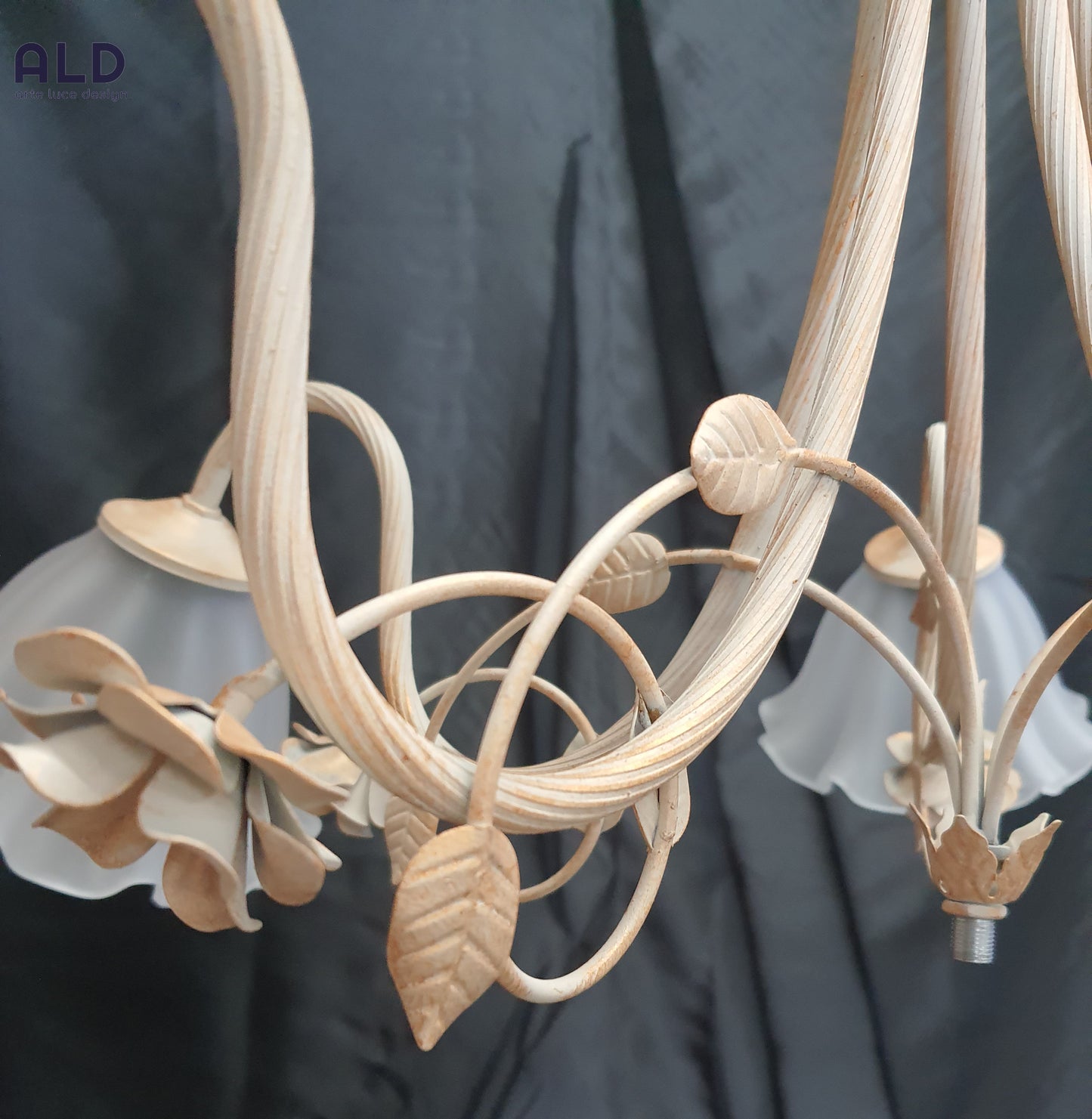 Lampadario classico in metallo avorio e oro camera da letto cameretta 5 luci e14