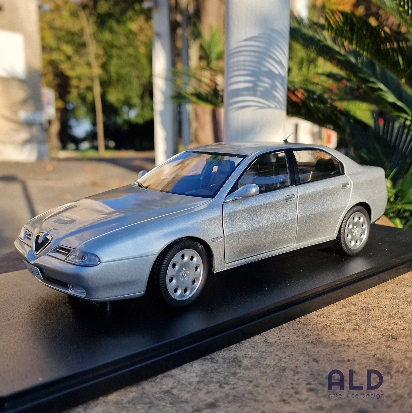 modellino auto scala 1/18 alfa romeo 166 modellini da collezione della mitica