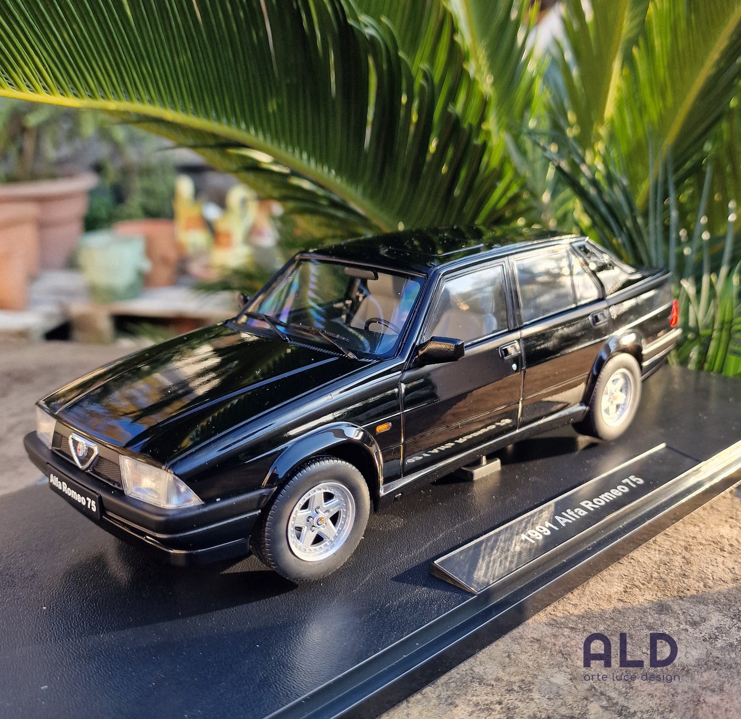 modellino auto scala 1;18 alfa romeo 75 del 1991 N modellini diecast