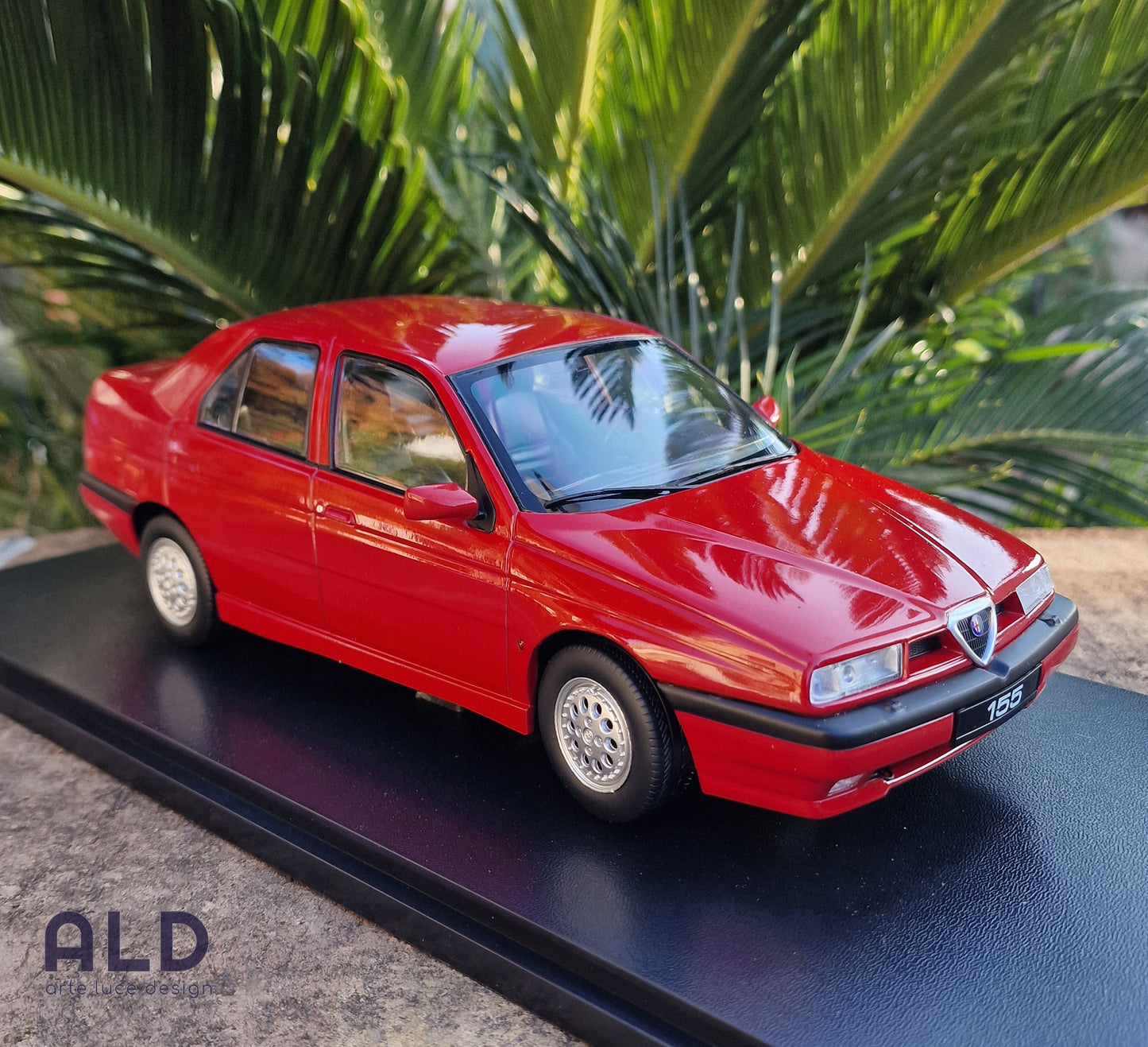 modellino auto scala 1/18 alfa romeo 155 del 1996 modellini diecast triple9