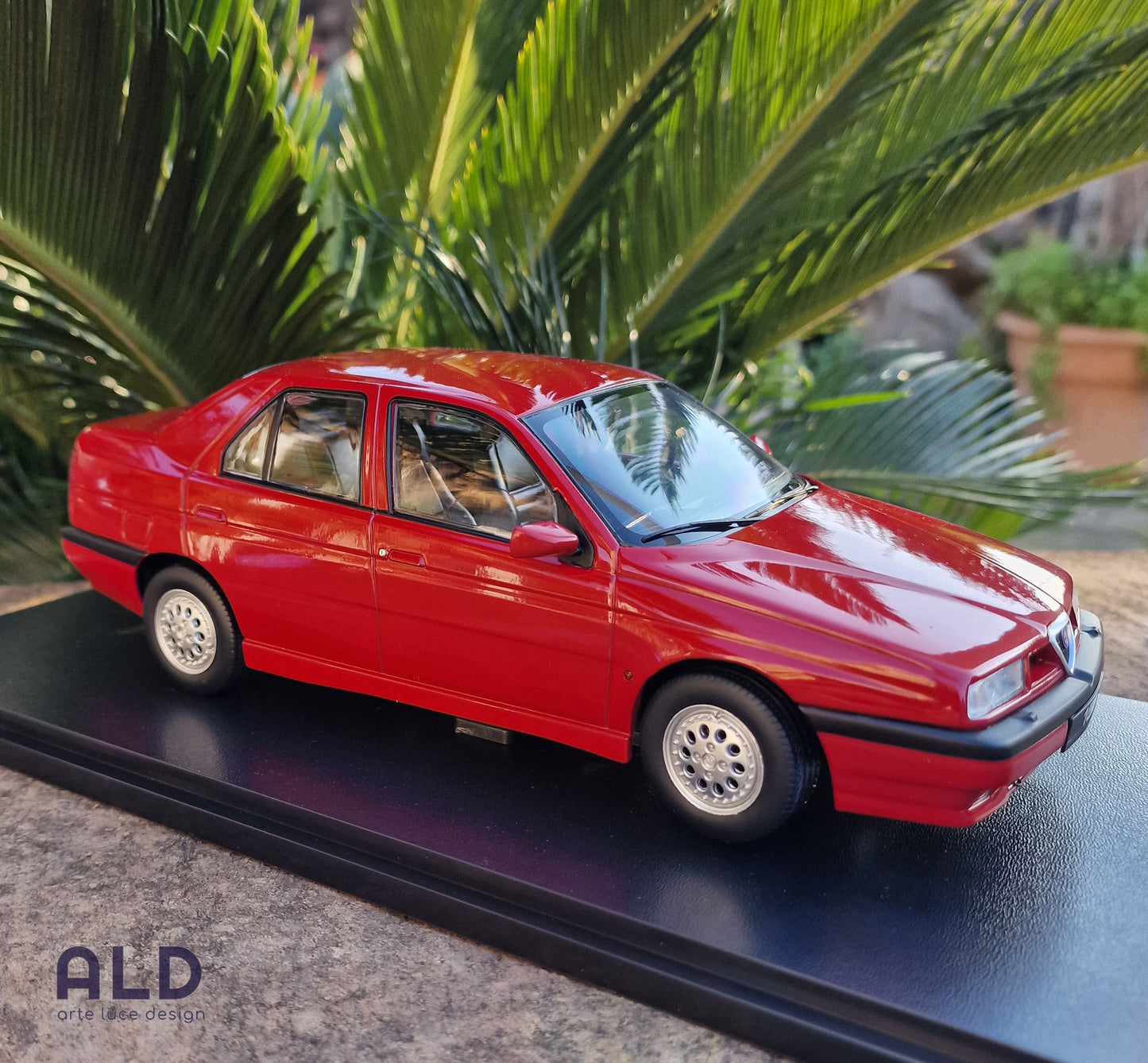 modellino auto scala 1/18 alfa romeo 155 del 1996 modellini diecast triple9