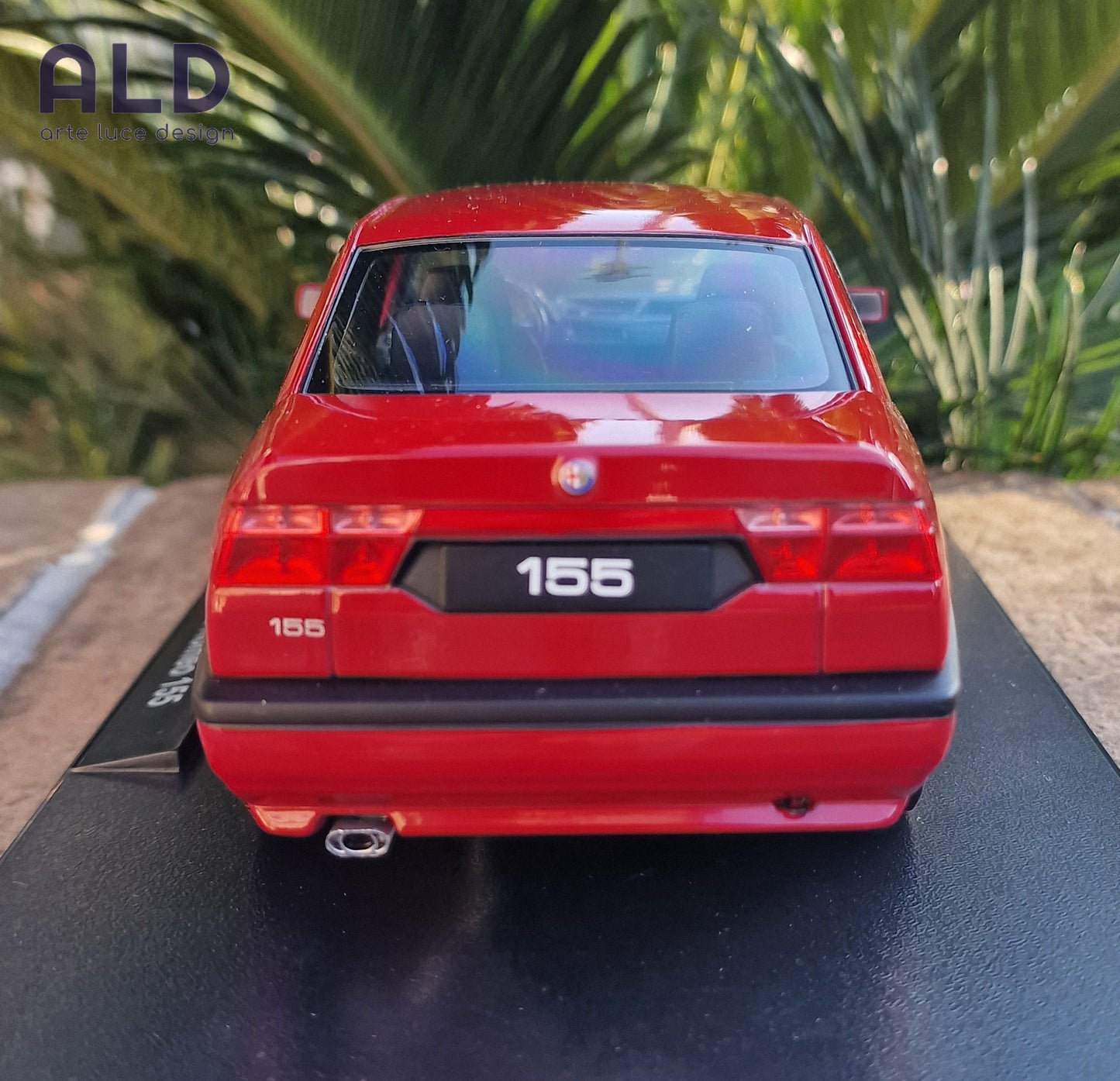 modellino auto scala 1/18 alfa romeo 155 del 1996 modellini diecast triple9