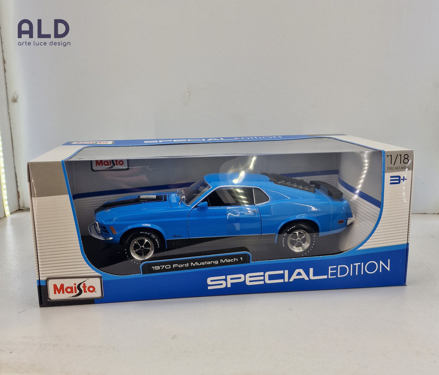 modellino auto scala 1/18 ford mustang mach 1 del 1970 della maisto