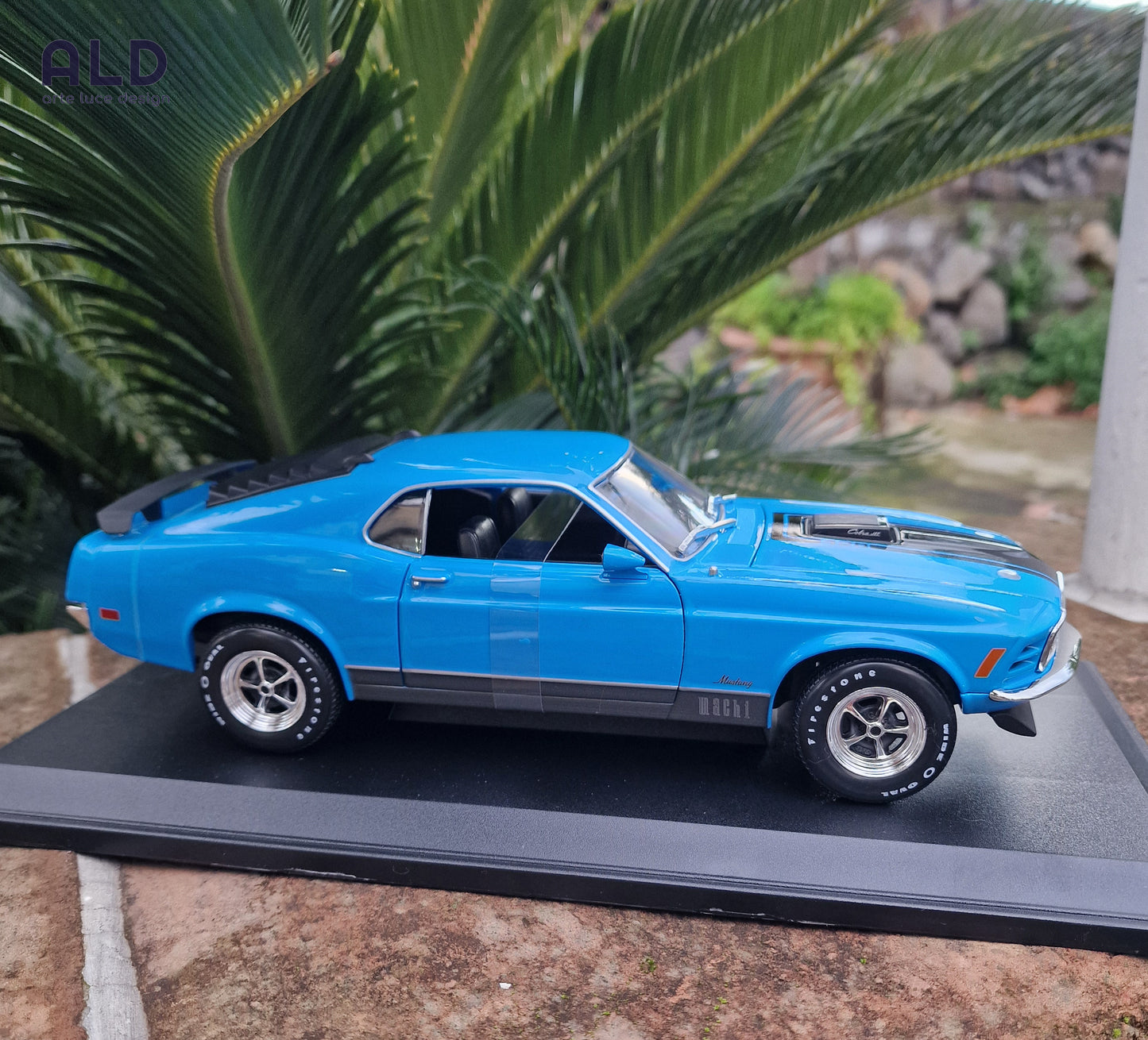 modellino auto scala 1/18 ford mustang mach 1 del 1970 della maisto