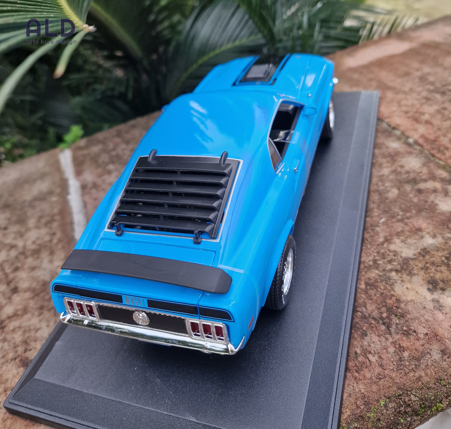 modellino auto scala 1/18 ford mustang mach 1 del 1970 della maisto