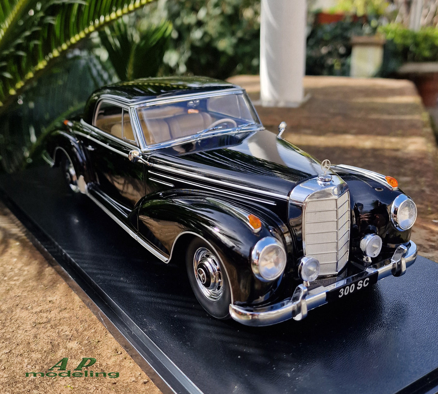 modellino auto scala 1/18 mercedes benz 300 sc coupè del 1955 modellini die cast