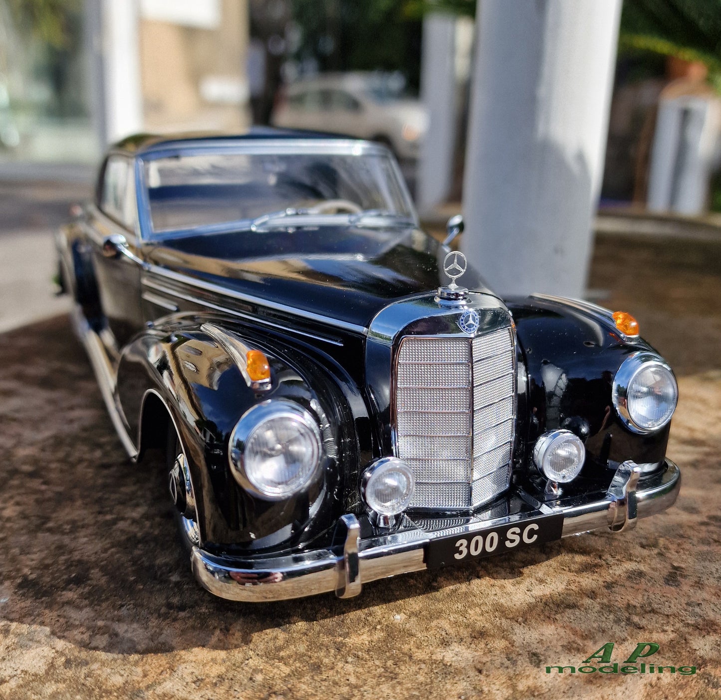 modellino auto scala 1/18 mercedes benz 300 sc coupè del 1955 modellini die cast