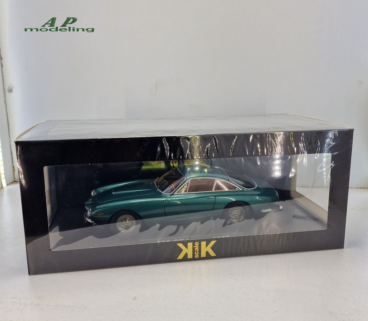 modellino auto scala 1/18 ferrari 250 GT lusso del 1962 modellini da collezione