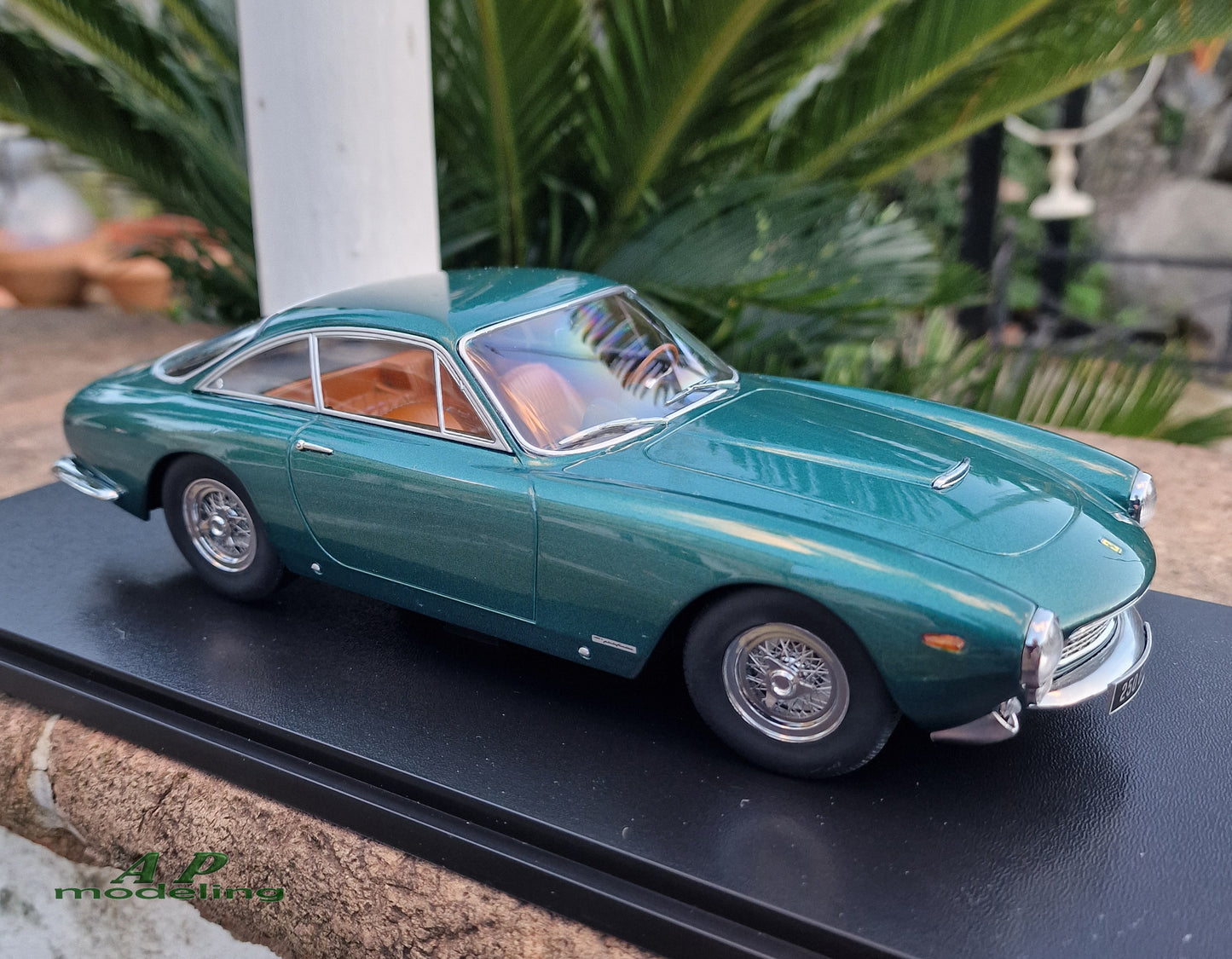 modellino auto scala 1/18 ferrari 250 GT lusso del 1962 modellini da collezione