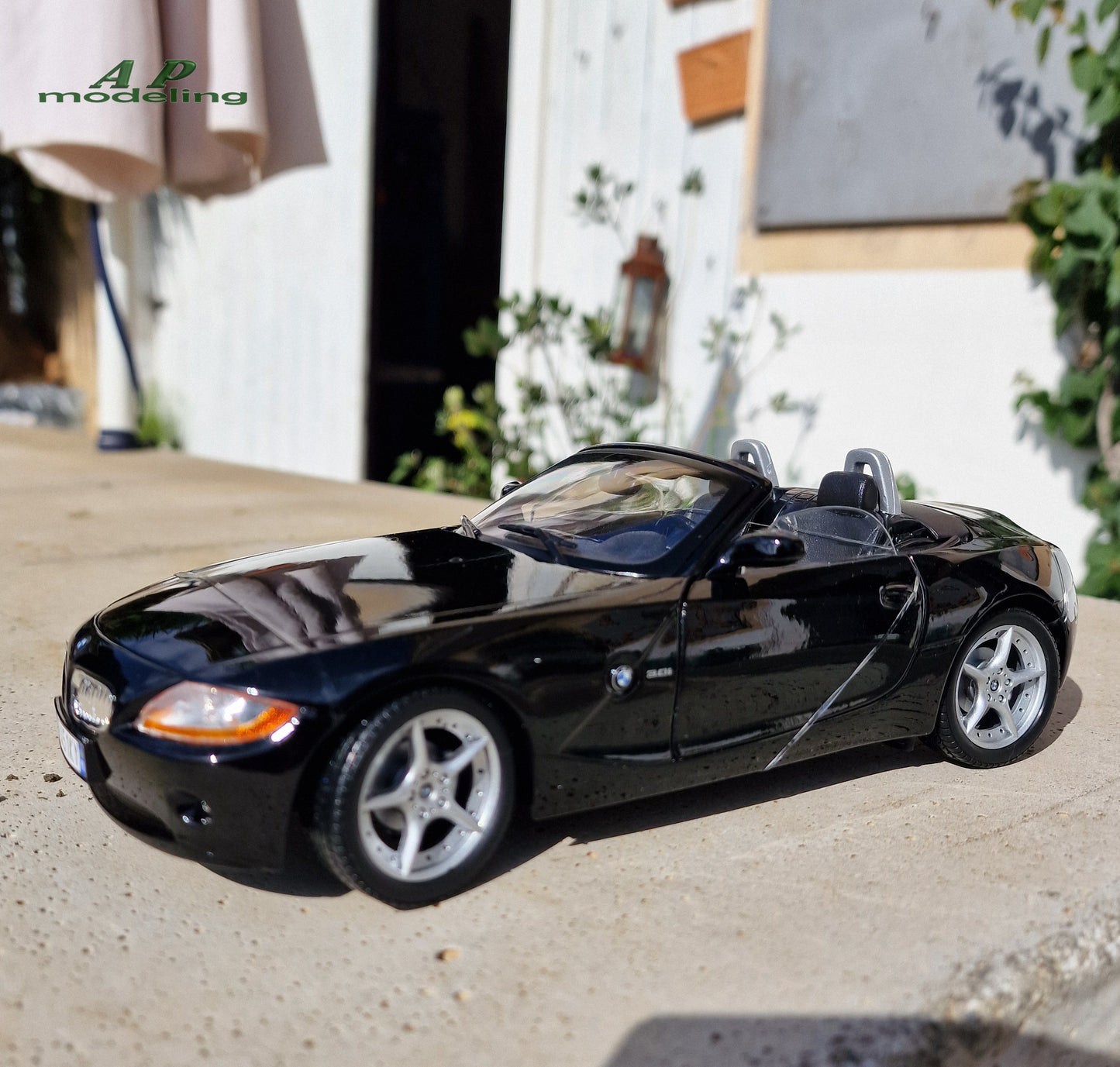 modellino auto scala 1/18 bmw Z4 cabrio modellini da collezione die cast