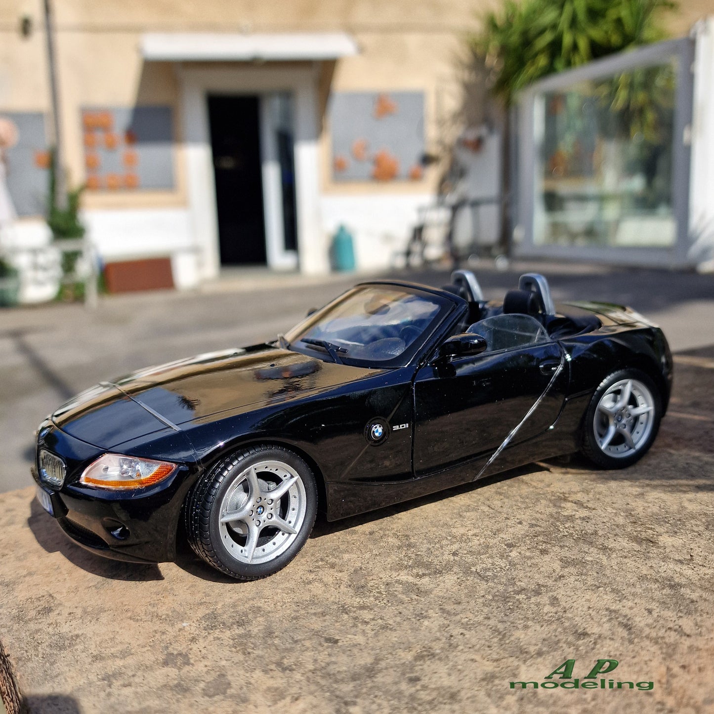 modellino auto scala 1/18 bmw Z4 cabrio modellini da collezione die cast