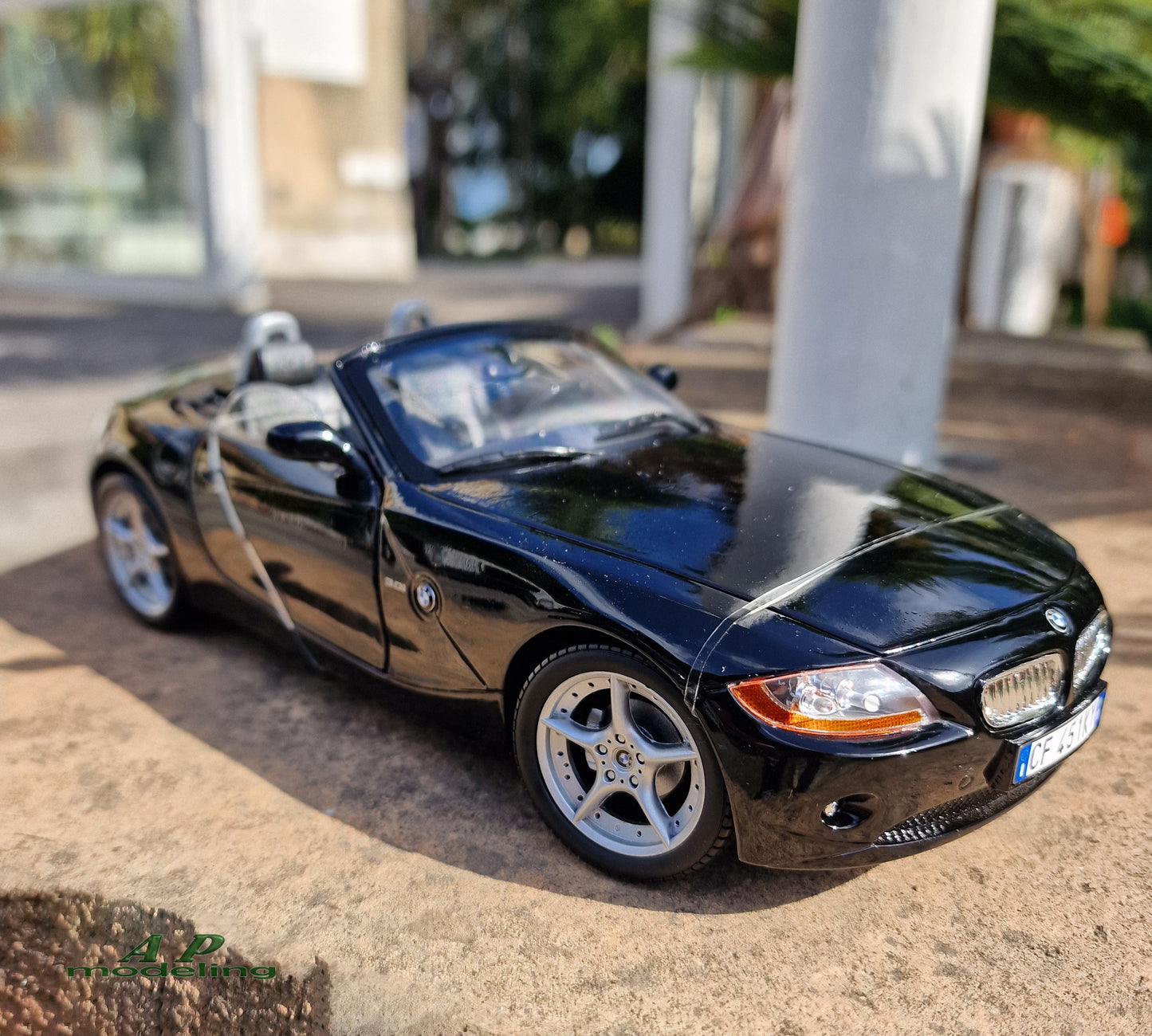 modellino auto scala 1/18 bmw Z4 cabrio modellini da collezione die cast