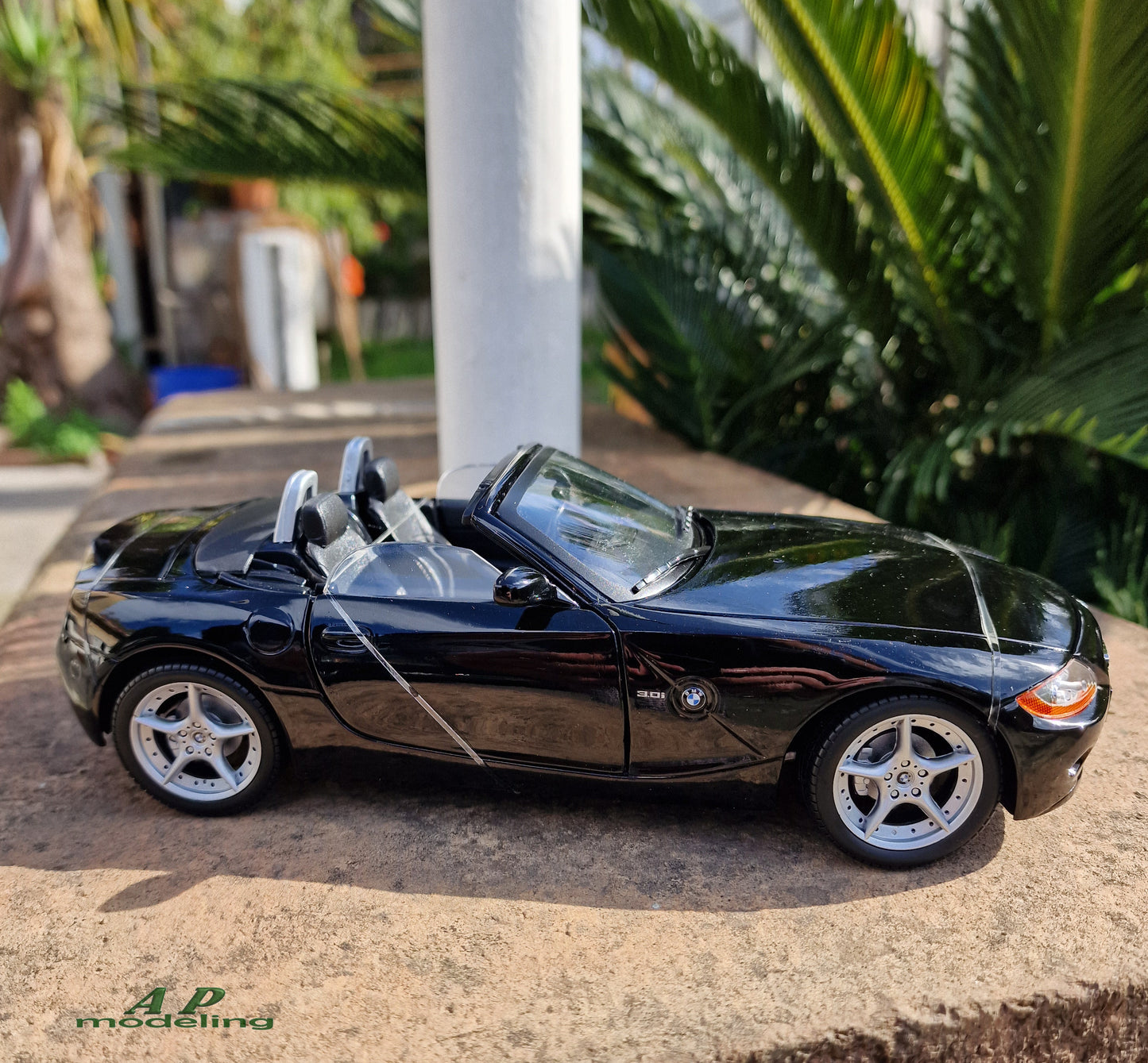 modellino auto scala 1/18 bmw Z4 cabrio modellini da collezione die cast