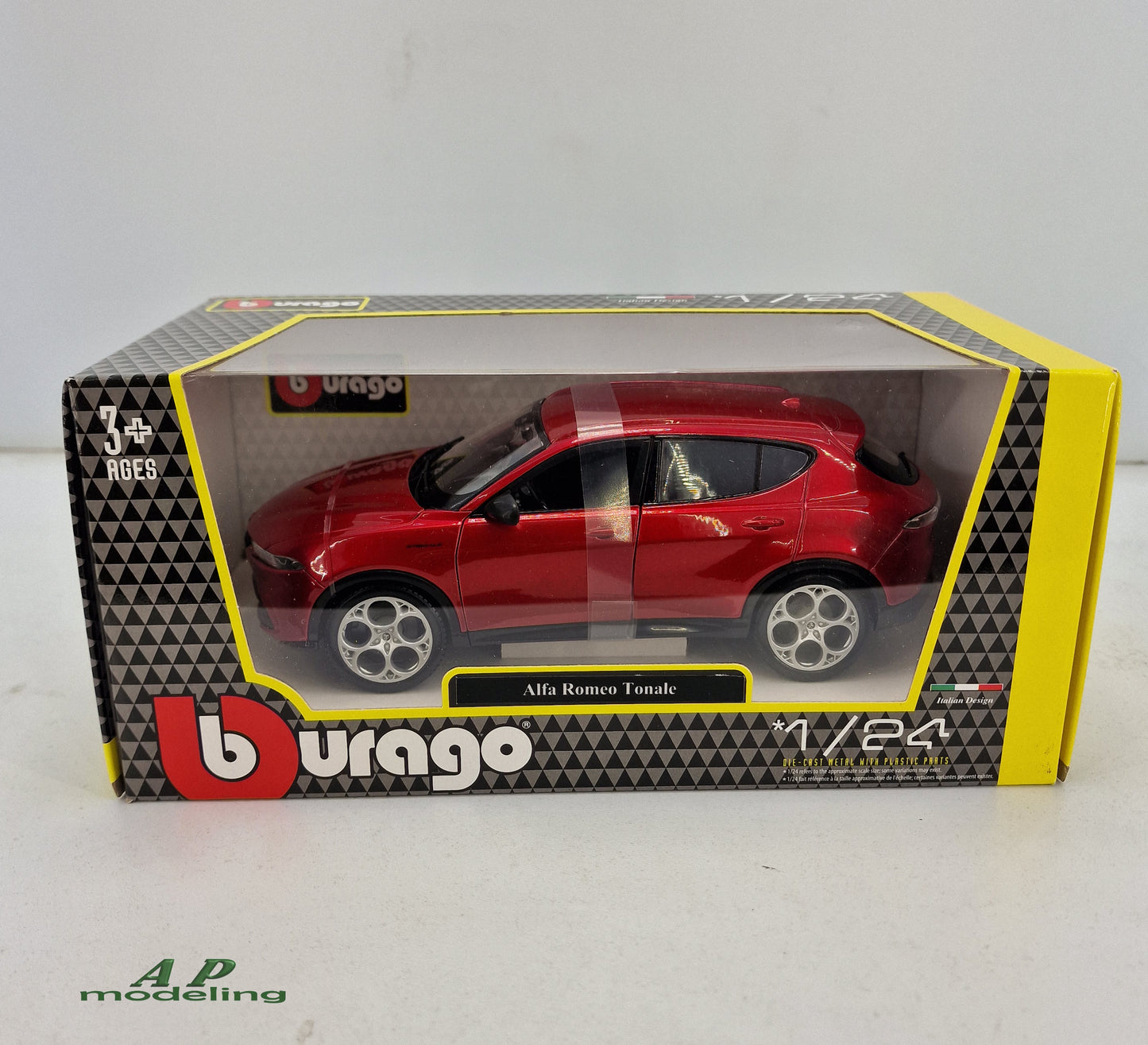 modellino auto 1:24 alfa romeo tonale rossa della bburago modellini die cast