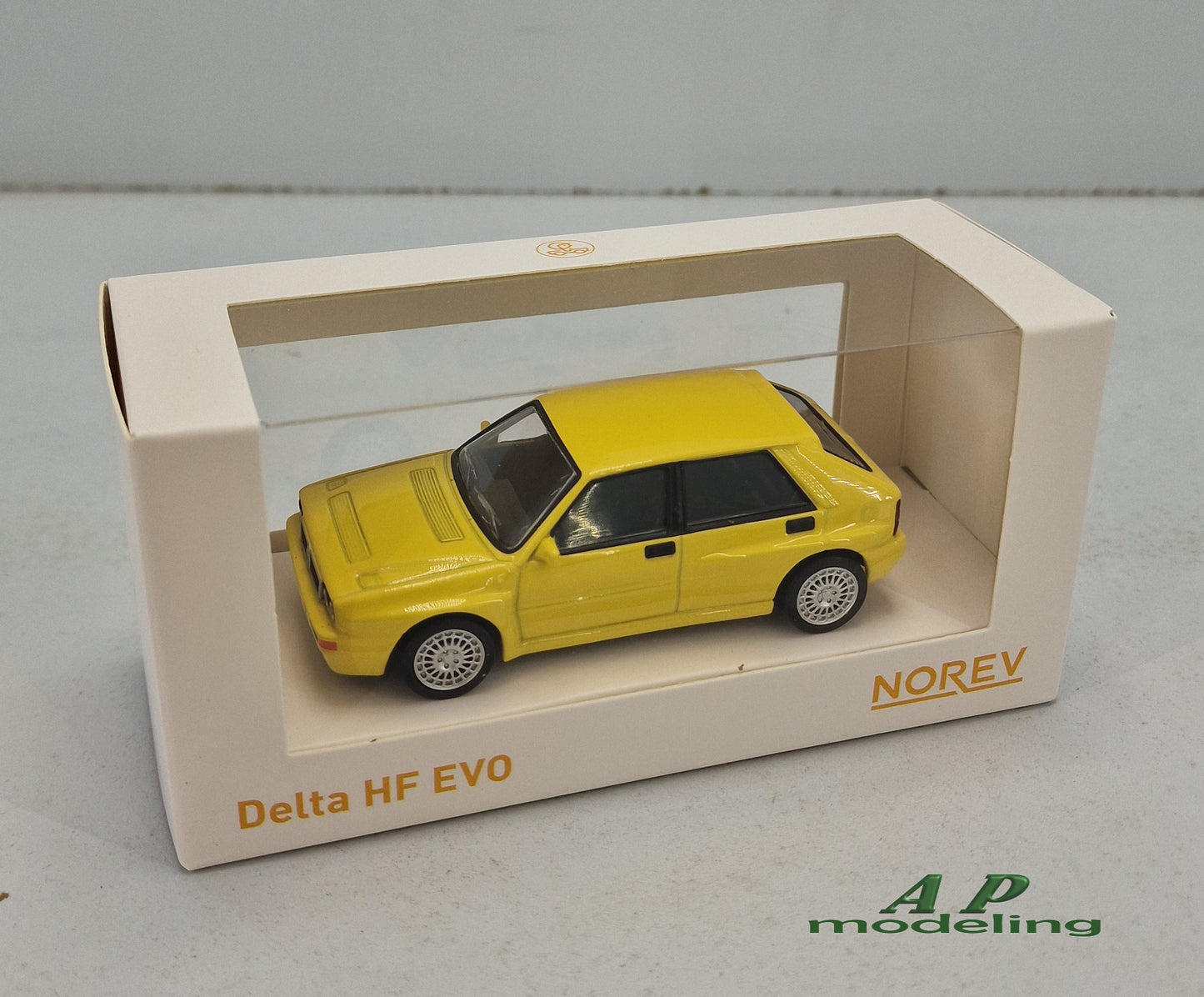 modellino auto scala 1/43 lancia delta hf integrale evo modellini norev diecast