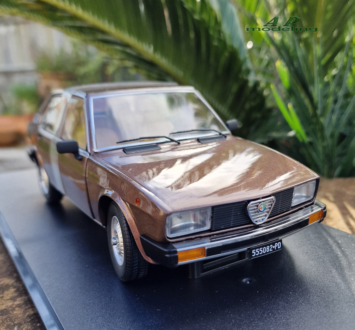 modellino auto scala 1/18 alfa romeo alfetta 2000 td del 1978 modellini die cast