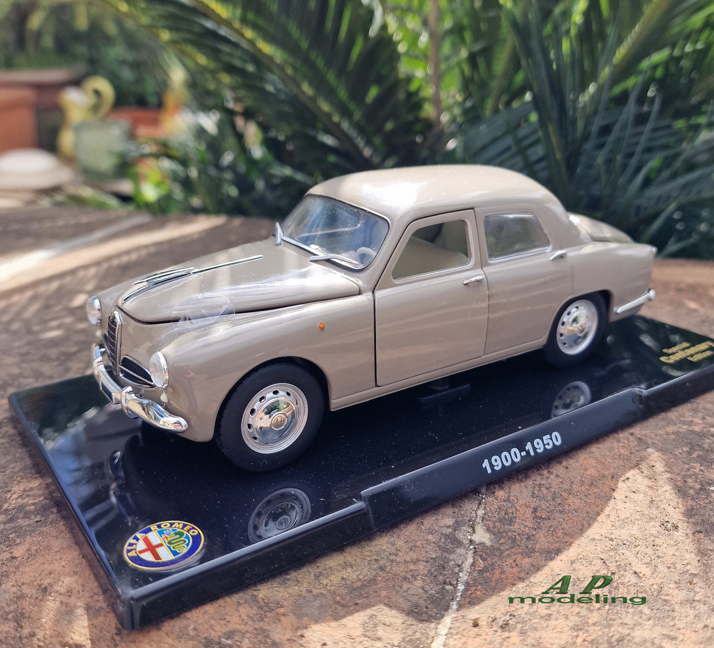 modellino auto 1/24 alfa romeo 1900 del 1950 modellini vintage da collezione usato