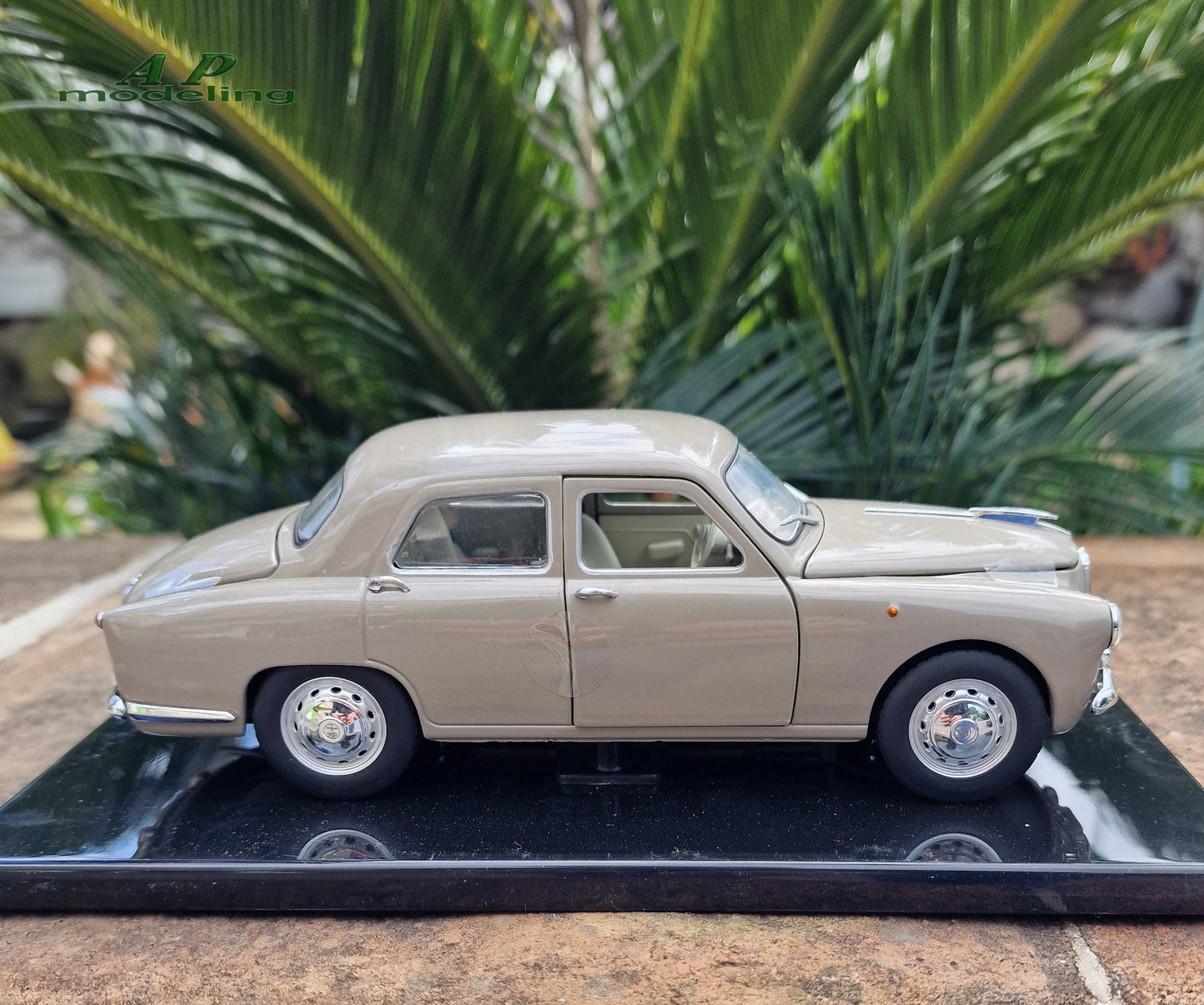 modellino auto 1/24 alfa romeo 1900 del 1950 modellini vintage da collezione usato