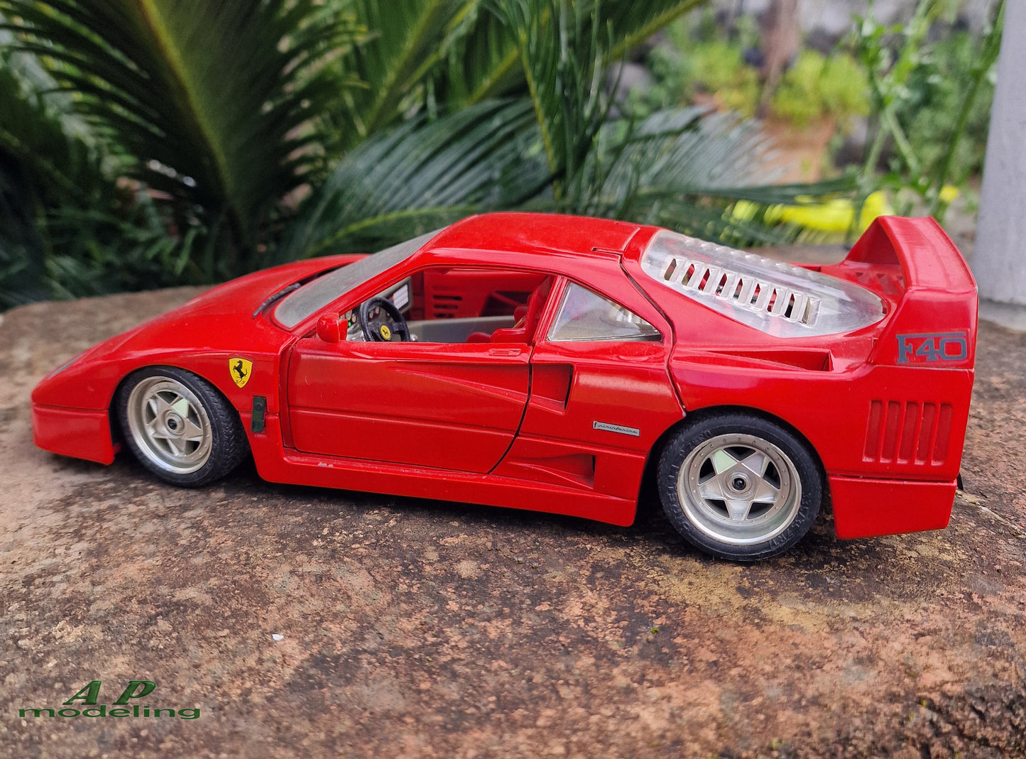 modellino auto 1/18 Ferrari f40 della Bburago modellini da collezione diecast