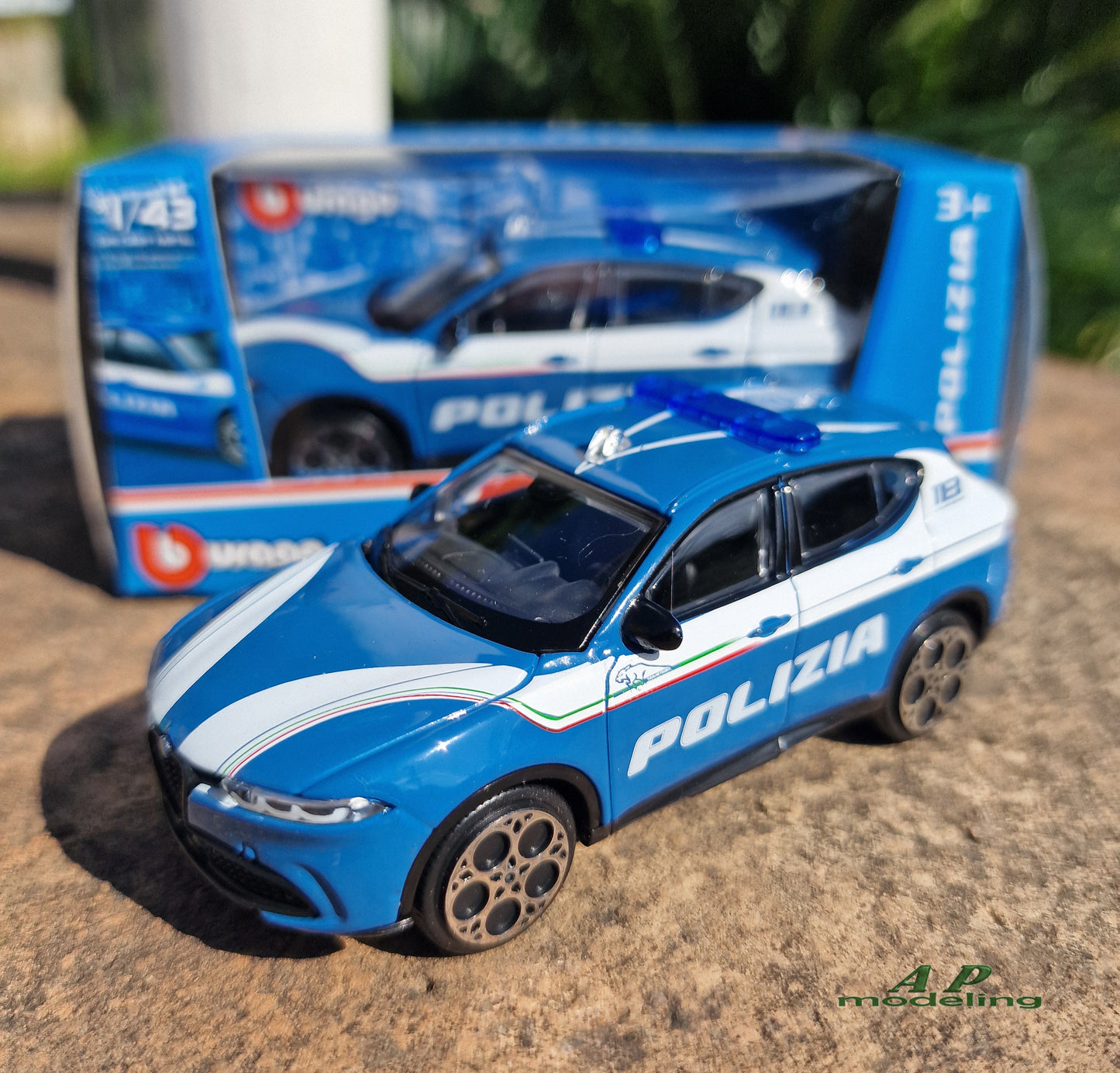 modellino auto scala 1/43 alfa romeo tonale della polizia modellini bburago