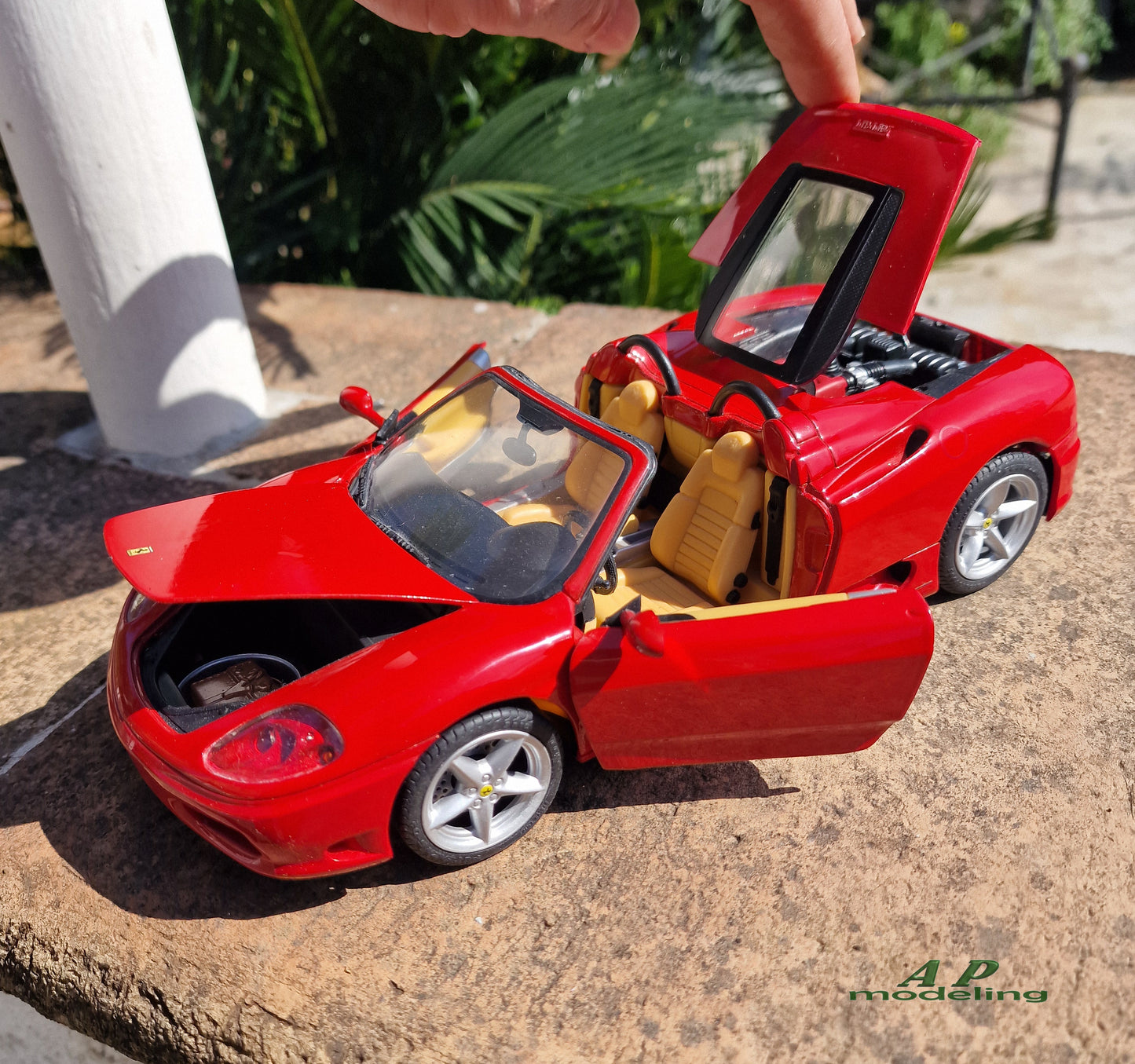 modellino auto scala 1/18 ferrari 360 spider della hot wheels modellini