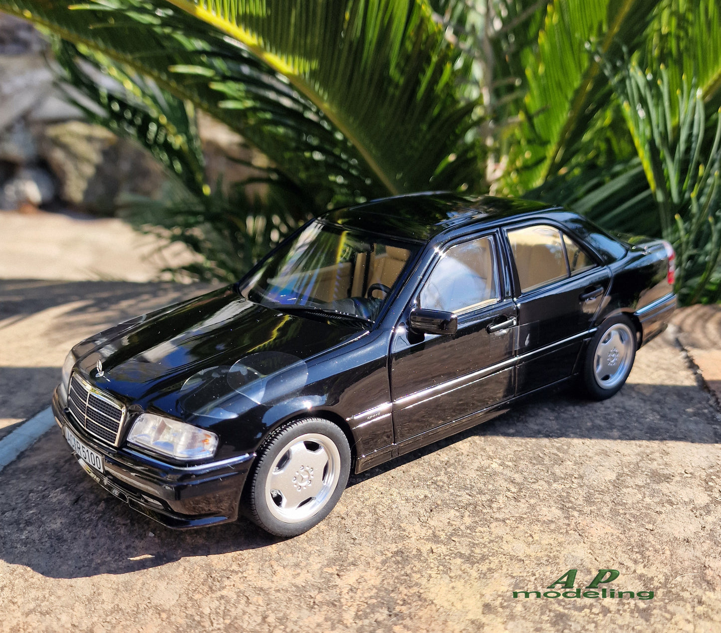 modellino auto 1/18 mercedes c36 AMG del 1993 modellini da collezione norev