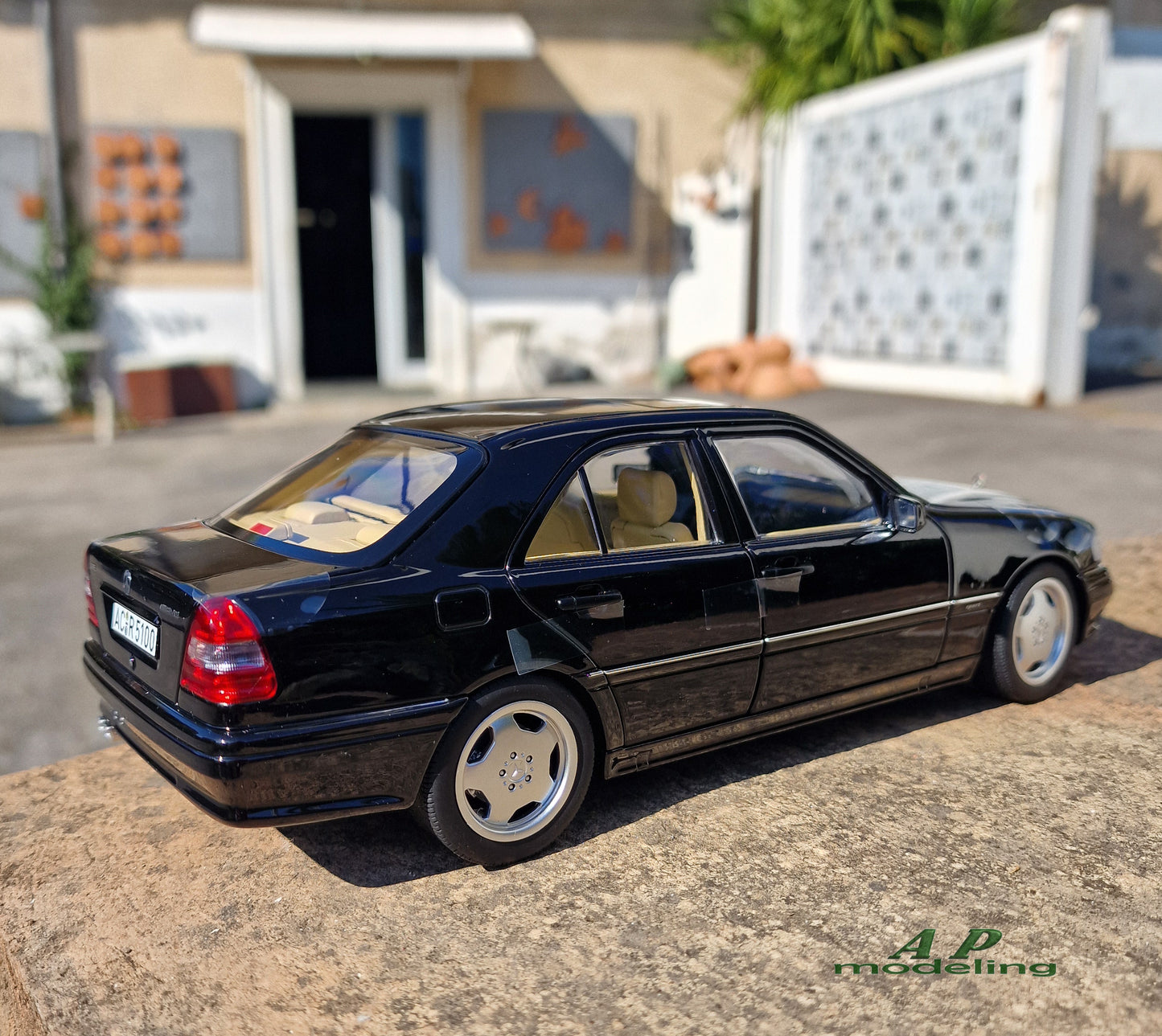 modellino auto 1/18 mercedes c36 AMG del 1993 modellini da collezione norev