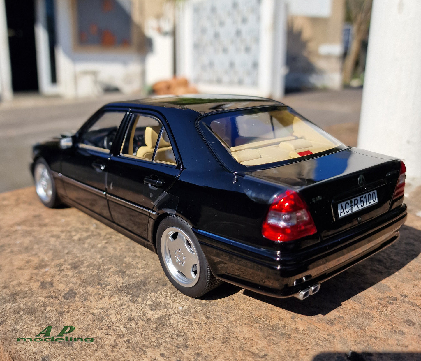 modellino auto 1/18 mercedes c36 AMG del 1993 modellini da collezione norev