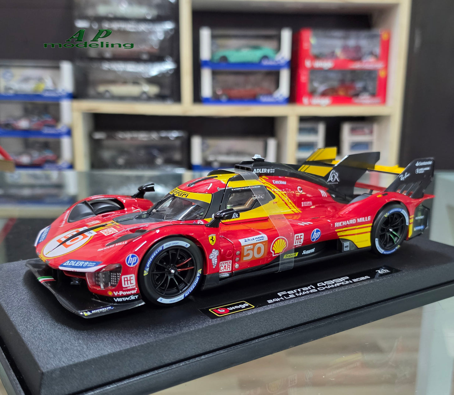 modellino auto scala 1/18 Ferrari 499p champion 2024 n50 modellini della bburago
