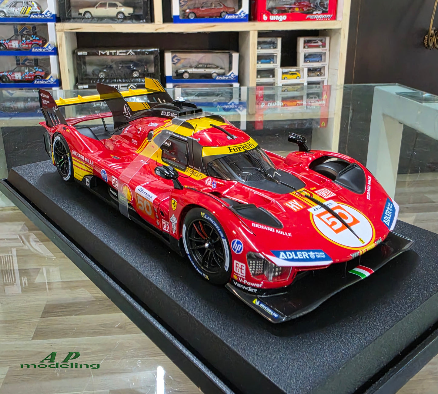 modellino auto scala 1/18 Ferrari 499p champion 2024 n50 modellini della bburago