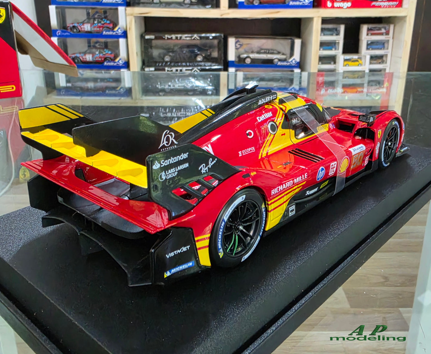 modellino auto scala 1/18 Ferrari 499p champion 2024 n50 modellini della bburago