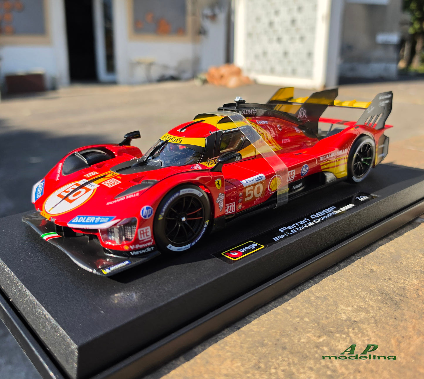 modellino auto scala 1/18 Ferrari 499p champion 2024 n50 modellini della bburago