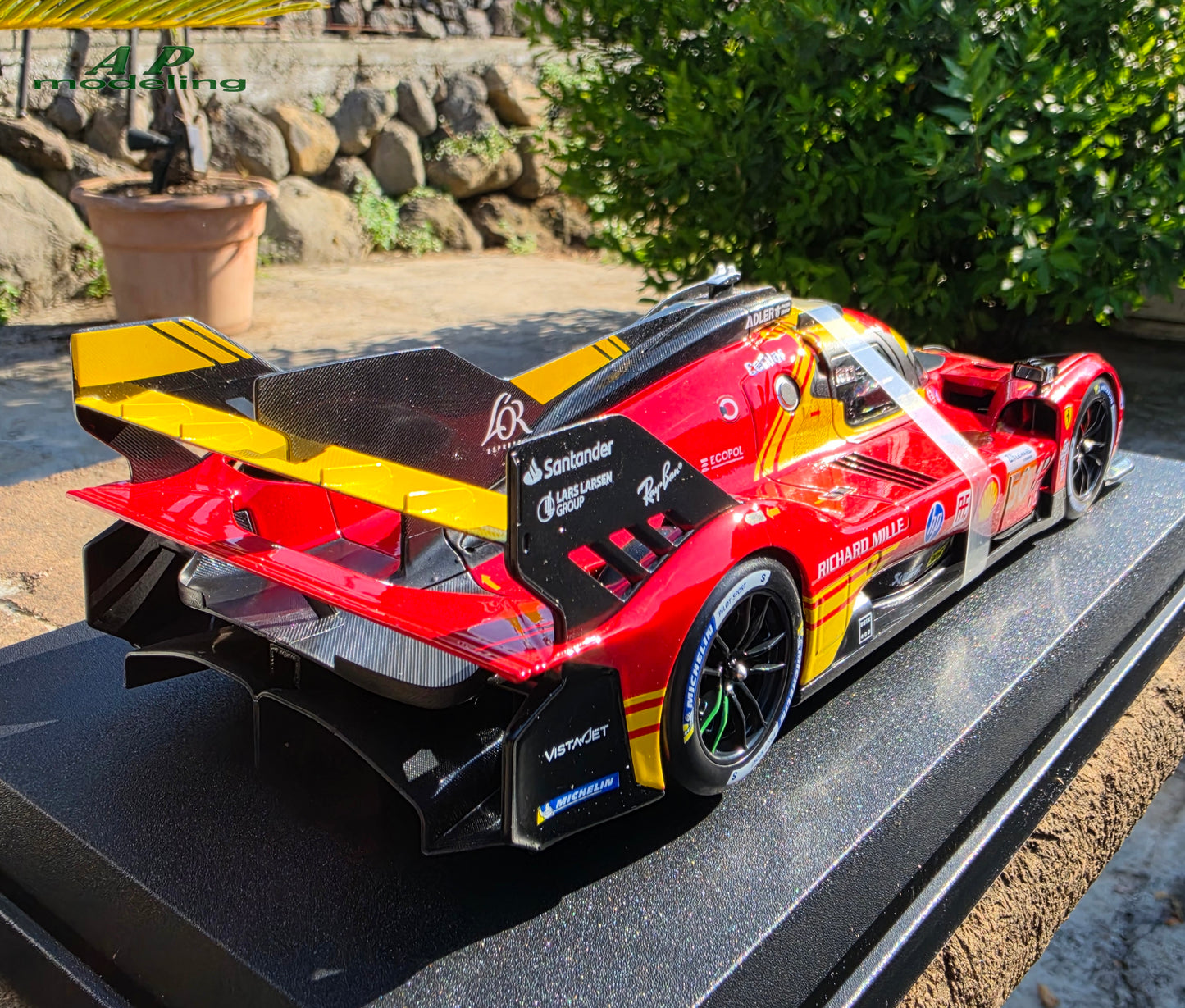 modellino auto scala 1/18 Ferrari 499p champion 2024 n50 modellini della bburago