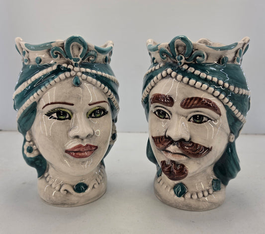 Condividi coppia di teste di moro in ceramica di Caltagirone vasi soprammobili cm 19
