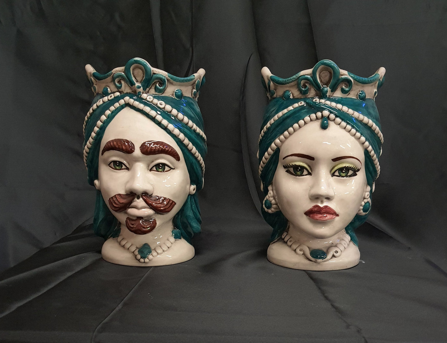 Teste di moro in ceramica di Caltagirone coppia soprammobili moderni altezza 26cm