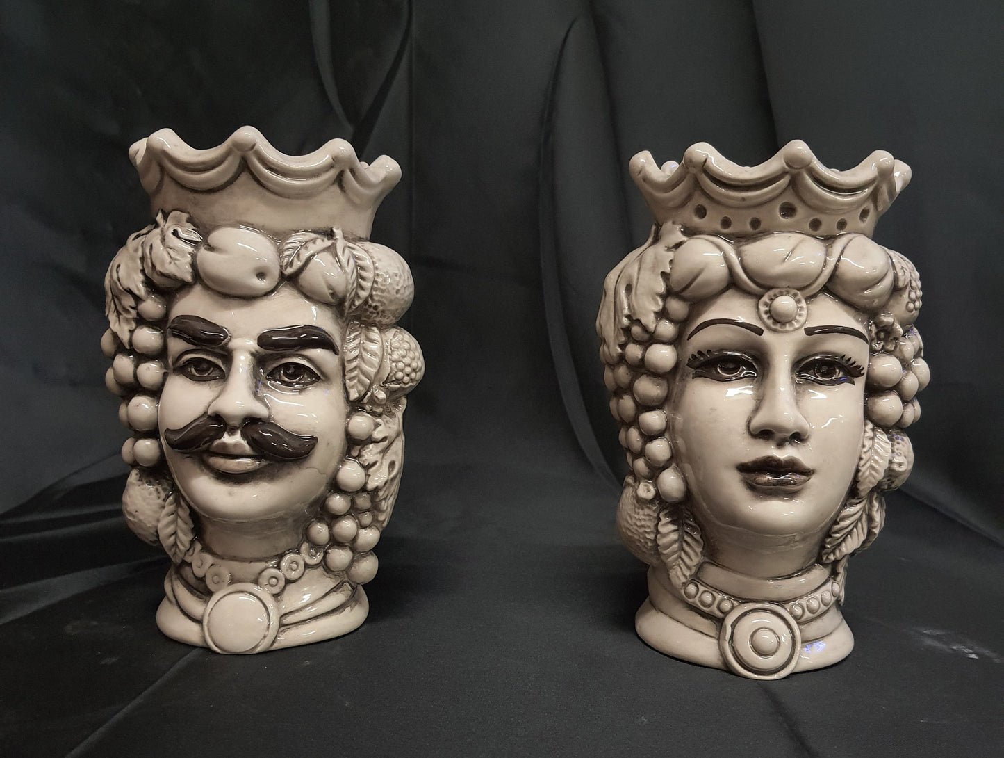Coppia teste di moro in ceramica di Caltagirone soprammobili moderni alt. 18cm