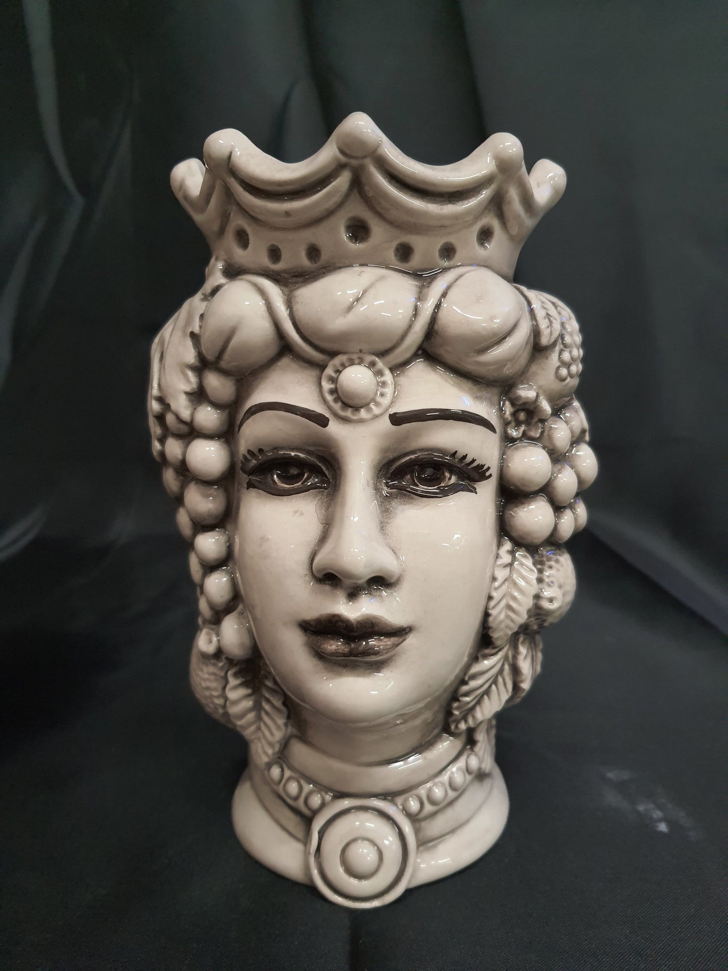 Coppia teste di moro in ceramica di Caltagirone soprammobili moderni alt. 18cm