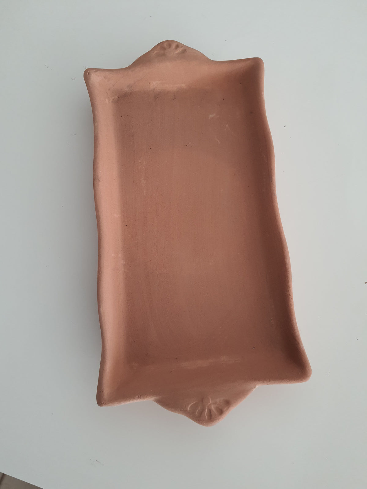 Vassoio piccolo in terracotta rossa grezza per tazzine da caffè, bicchieri