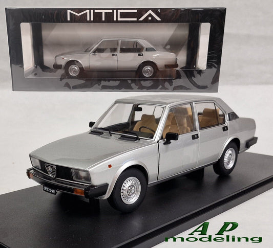 modellino auto 1:18 alfa romeo alfetta berlina 2000 del 1978 modellini die cast